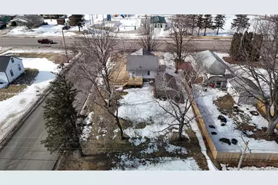 305 N Wabasha, Plainview, MN 55964 - Photo 37