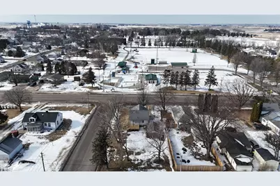 305 N Wabasha, Plainview, MN 55964 - Photo 5