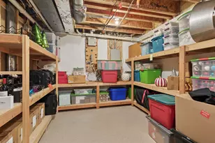 1360 Skyline Dr, Golden Valley, MN 55422 - Photo 47