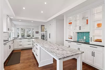 1360 Skyline Drive, Golden Valley, MN 55422 - Photo 15