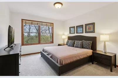 1360 Skyline Drive, Golden Valley, MN 55422 - Photo 41