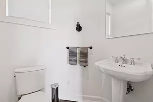 1360 Skyline Dr, Golden Valley, MN 55422 - Photo 31