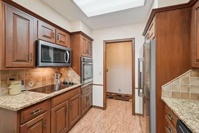 8621 Basswood Road #23, Eden Prairie, MN 55344 - Photo 5