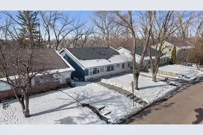 1321 Circle Terrace Boulevard NE, Columbia Heights, MN 55421 - Photo 37
