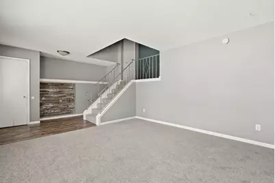 1321 Circle Terrace Boulevard NE, Columbia Heights, MN 55421 - Photo 3