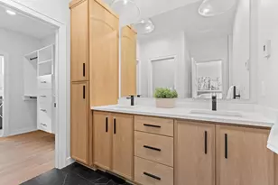 2665 Timber Oaks Rd SW, Rochester, MN 55902 - Photo 17