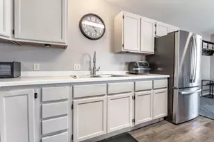 211 1st St SE, Elbow Lake, MN 56531 - Photo 7