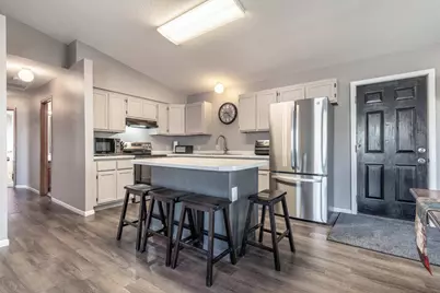 211 1st Street SE, Elbow Lake, MN 56531 - Photo 5