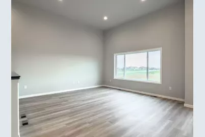 1872 19th Avenue N, Wahpeton,  58075 - Photo 9