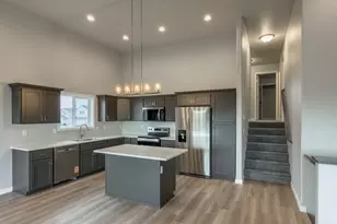 1872 19th Ave N, Wahpeton,  58075 - Photo 5