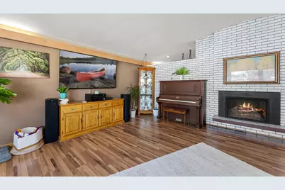 832 Birch Street S, Cambridge, MN 55008 - Photo 3