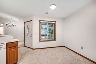 25555 Park Ln, Shorewood, MN 55331 - Photo 13