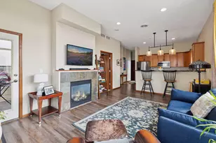 270 4th St E, Saint Paul, MN 55101 - Photo 15