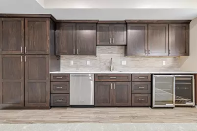 18072 Hyde Park Avenue, Lakeville, MN 55044 - Photo 9