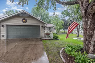 706 Pershing Ave N, New Prague, MN 56071 - Photo 1