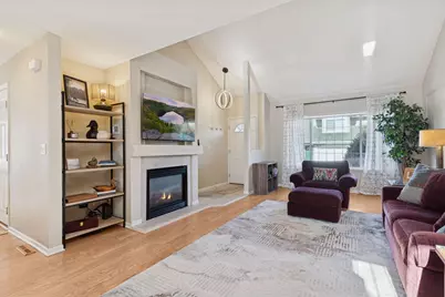 15605 25th Place N #B, Plymouth, MN 55447 - Photo 3