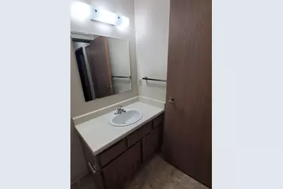 1003 Scotts Avenue #104, Morris, MN 56267 - Photo 11