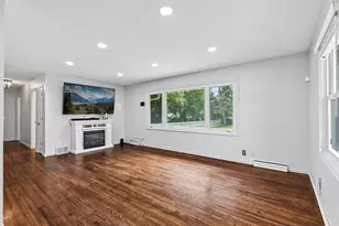 3213 W Old Shakopee Rd, Bloomington, MN 55431 - Photo 11