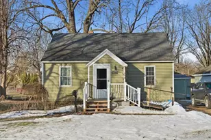 1316 Margaretha Ave, Albert Lea, MN 56007 - Photo 1