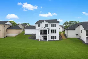 2643 Timber Oaks Rd SW, Rochester, MN 55902 - Photo 13