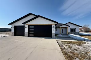 105 16th St N, Breckenridge, MN 56520 - Photo 3