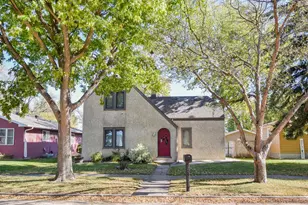 106 4th St SE, Barnesville, MN 56514 - Photo 1