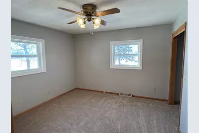 17915 140th Avenue NE, Thief River Falls, MN 56701 - Photo 11