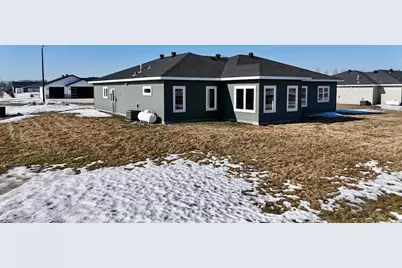 102 16th Street N, Breckenridge, MN 56520 - Photo 3