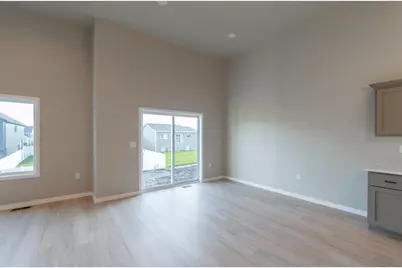 1879 19th Avenue N, Wahpeton,  58075 - Photo 9