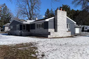 505 9th St SE, Little Falls, MN 56345 - Photo 3