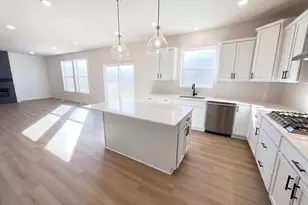 4707 Obsidian Wy, Victoria, MN 55386 - Photo 11