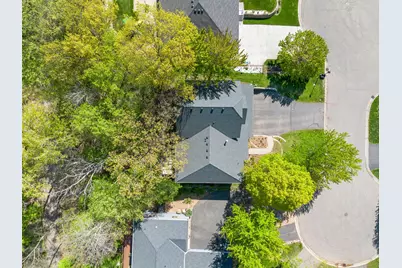 300 Dearborn Court, Edina, MN 55343 - Photo 55
