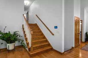 300 Dearborn Ct, Edina, MN 55343 - Photo 19