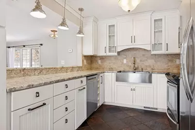 2024 Crosby Road, Wayzata, MN 55391 - Photo 5