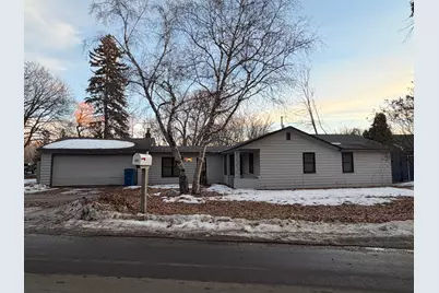 15 Pleasant Avenue, Excelsior, MN 55331 - Photo 1