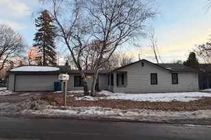 15 Pleasant Ave, Excelsior, MN 55331 - Photo 1