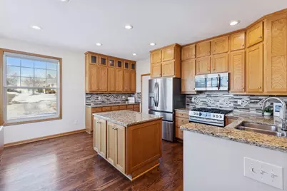 5780 Prairie Ridge Drive, Shoreview, MN 55126 - Photo 5