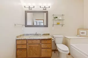 5780 Prairie Ridge Dr, Shoreview, MN 55126 - Photo 21