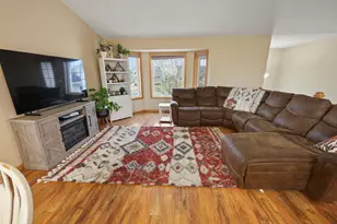 815 Cologne Ln, Waverly, MN 55390 - Photo 3