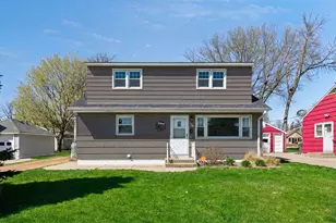 508 E 2nd St, Waconia, MN 55387 - Photo 1