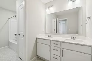 4860 Avery Ct, Eagan, MN 55123 - Photo 29