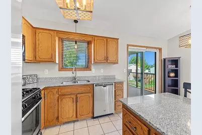 305 14th Avenue NE, Buffalo, MN 55313 - Photo 7