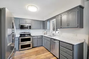 2629 Nemitz Ave E, Maplewood, MN 55119 - Photo 5