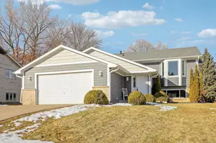 2629 Nemitz Ave E, Maplewood, MN 55119 - Photo 3