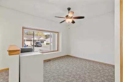 2560 Rice Street, Little Canada, MN 55113 - Photo 17