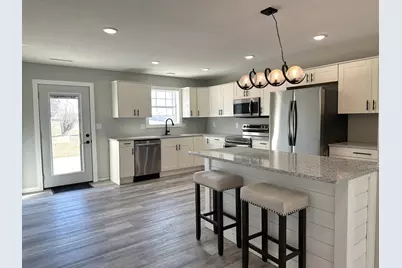 501 Maple Lane, Spring Valley, MN 55975 - Photo 3