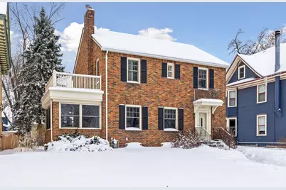 1197 Como Boulevard W, Saint Paul, MN 55103 - Photo 1