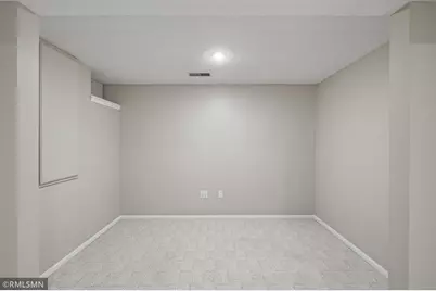 10005 Antrim Court, Woodbury, MN 55129 - Photo 39