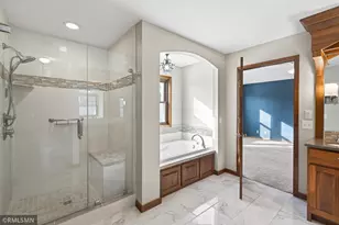 10005 Antrim Ct, Woodbury, MN 55129 - Photo 29