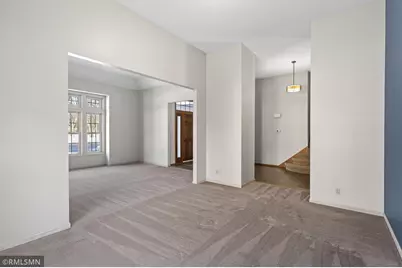 10005 Antrim Court, Woodbury, MN 55129 - Photo 11